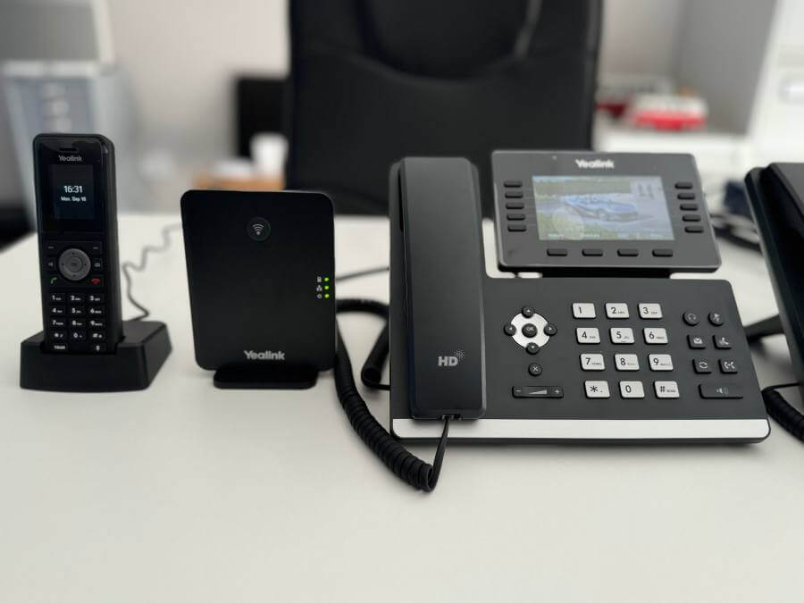hosted phone system uk