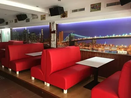 Cocktail Lounge Near Me