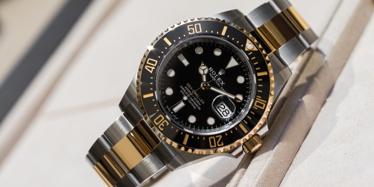 Fake Rolex vs Authentic Rolex: Understanding the Replica Watch Industry