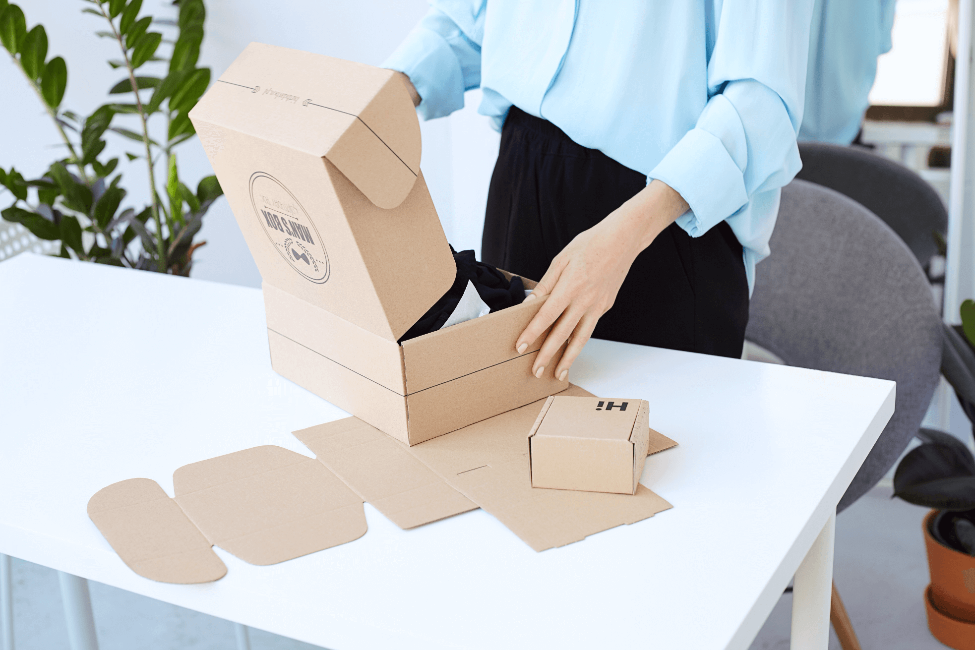kraft-cake-gift-boxes-with-window-uk/